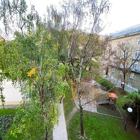 Brickwall Apartments Zagreb Room photo